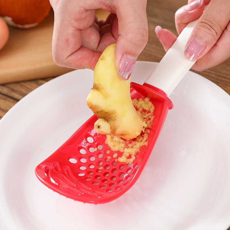 Multifunctional Slotted Cooking Spoon – Grinder, Masher, Garlic Press & Stir‑Fry Spatula in One